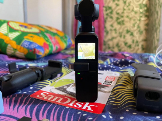 DJI OSMO POCKET 1 Great for (MOTOVLOG)