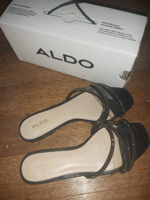 Aldo Sandals