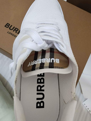 Burberry sneakers white