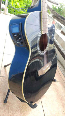Guitar for sale