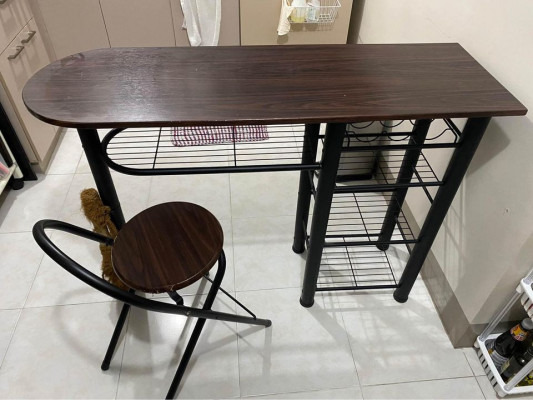 Breakfast and Bar Table (2nd hand)
