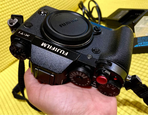 Fujifilm XT1 body only (no lens, no box)