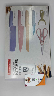 Corrugated kitchen knife set
