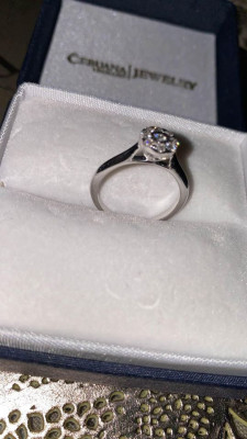White gold Diamond Engagement Ring