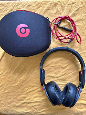 Original Beats Mixr Headphones Negotiable with Freebies