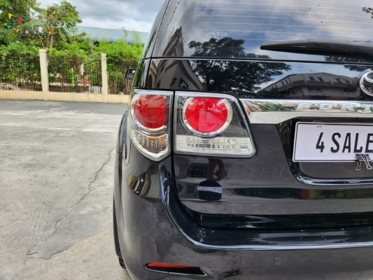 2016 Toyota fortuner g a/t black series