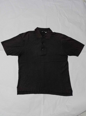 Uniqlo polo shirt