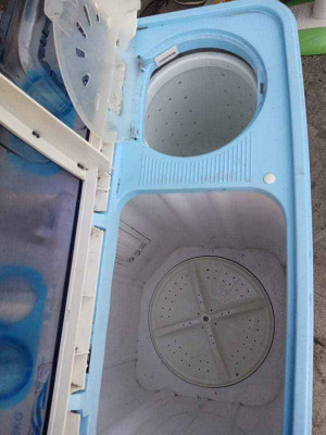 Twin Tub Washing Machine