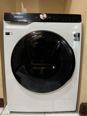 Washer dryer combo with AI control