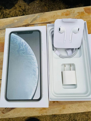 Iphone XR 128gb no issue bago accessories negotiable