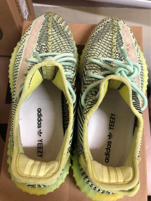 Adidas yeezy 350 yeezreel NR US10