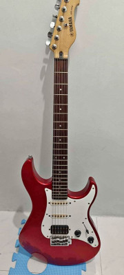Electric Guitar Yamaha EG112C