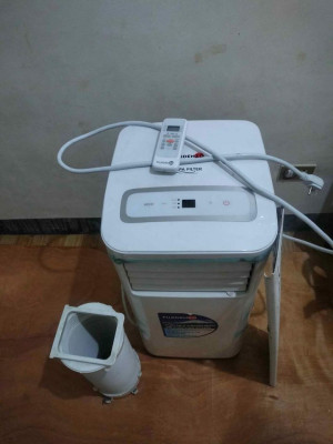 Fujidenzo portable Aircon 1hp