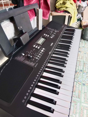 Yamaha Keyboard