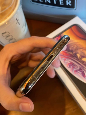 iPhone XS 64gb Globe Locked FIXED PRICE