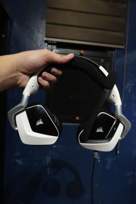 Corsair void pro RGB 7.1 USB Premium white gaming