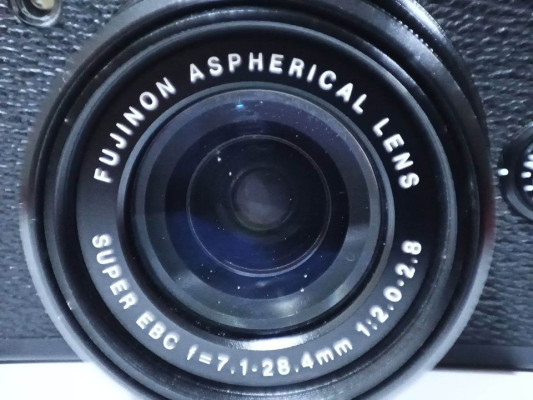 FUJIFILM X10 (please read description)
