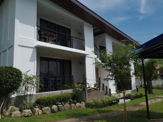 Beach house and lot - Calatagan, Batangas