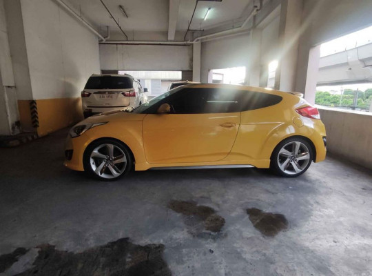 2013 Hyundai veloster