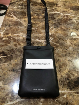 Calvin Klein Jeans Phone Bag