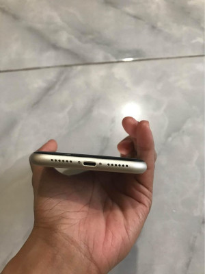 IPHONE 11 64GB (White)