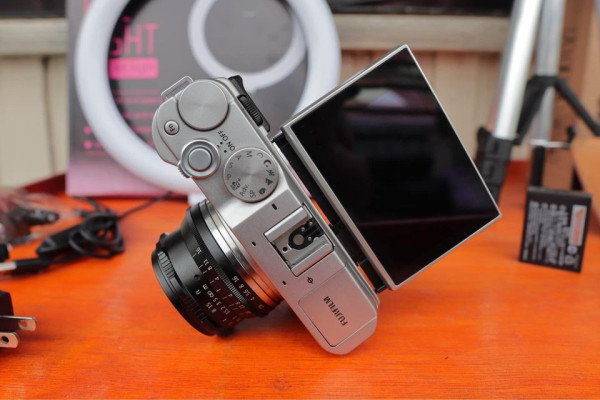 Fujifilm X-A3 Mirrorless VLOGGING Camera
