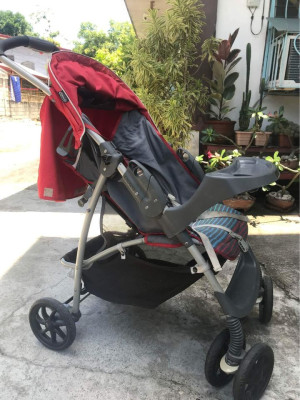 used Baby Stroller (Graco)