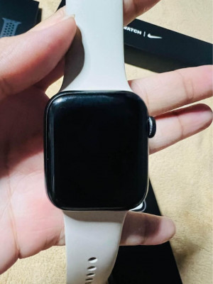 Apple Watch SE Nike Edition (gps+cellular) 40mm