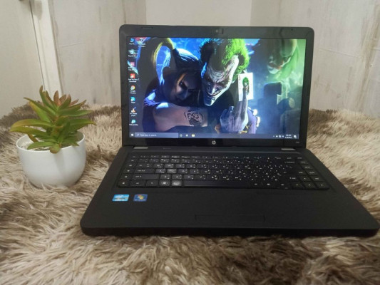 Selling HP CORE i3 '15.6 inches' mid-gaming