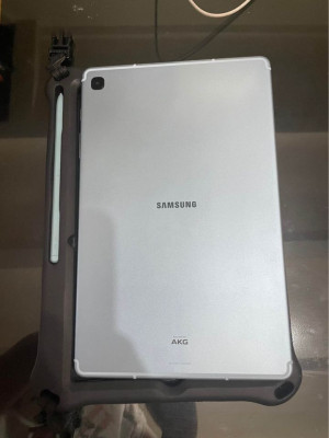 Samsung Tab S6 Lite