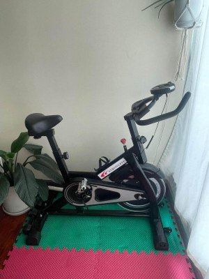 Strongfit Indoor Stationary Cycling Bike (Used)