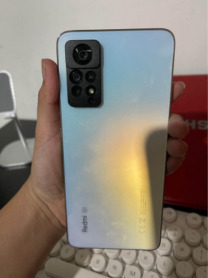redmi note 11pro 5G 8/128
