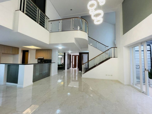 House For Sale in Greenwoods Exec Village Pasig