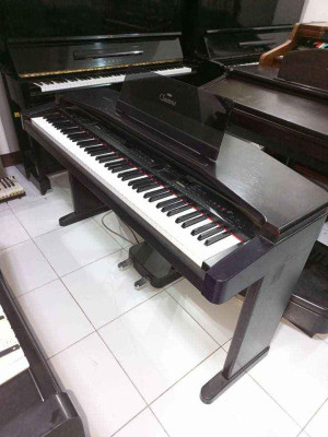 YAMAHA CLAVINOVA CVP55 DIGITAL PIANO