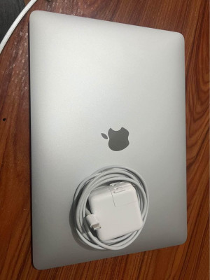 MacBook Air M1 256GB SSD 8GB RAM