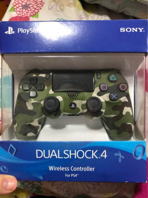 Original Sony Dual Shock 4 controller