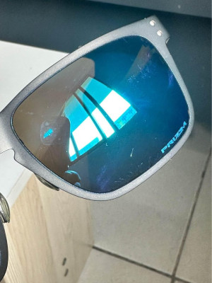 Original Oakley Holbrook Metal Prizm with case