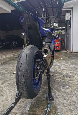 2022 Yamaha r7