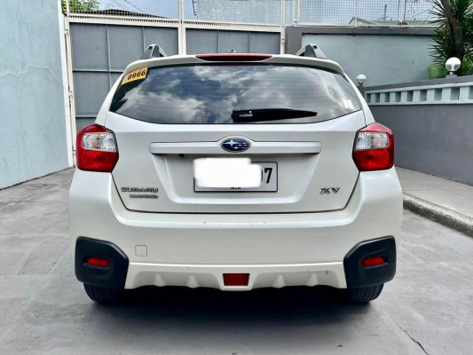 2014 Subaru XV 2.0i CVT Automatic Gas - Pearl White