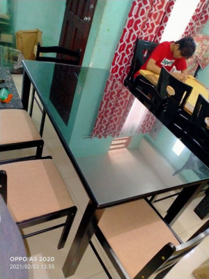 6 Seater Dinning Table