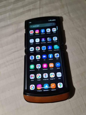 Motorola Razr 256gig