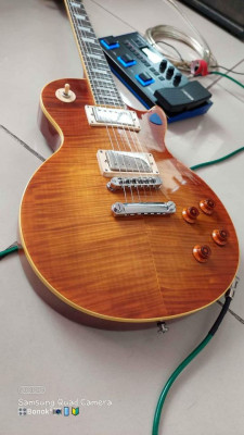 BOSS GT1 & GIBSON REPLICA LESPAUL