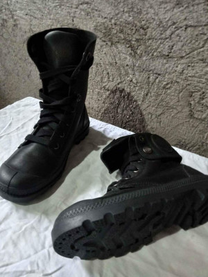 Palladium Baggy Leather Women's 6 US