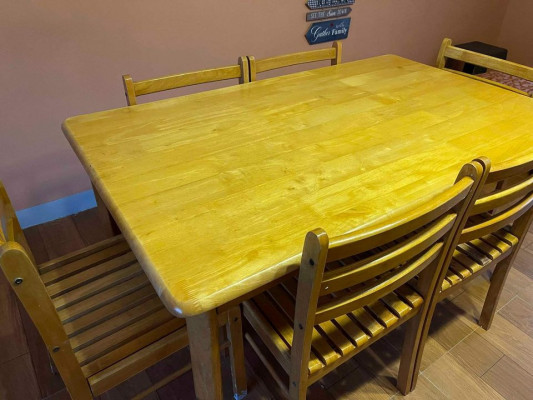 6 Seater Dining table