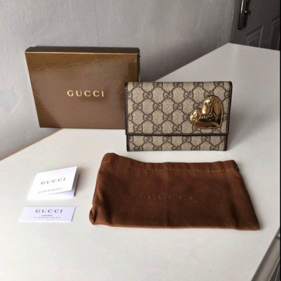 GUCCI Clutch Wallet authentic original