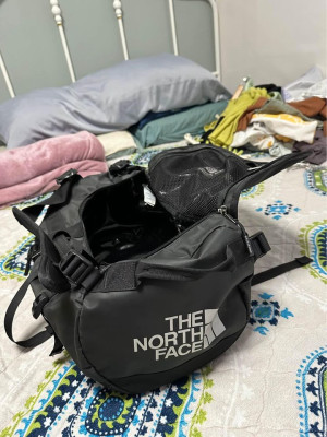 Fs the northface duffle bag almost new