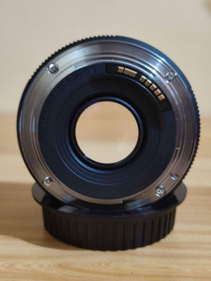 Canon EF 50mm F1.8 STM