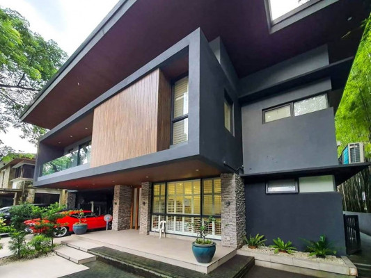 Astonishing Ultramodern House & Lot for sale in Loyola Grand Villas
