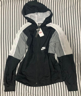 Nike windbreaker