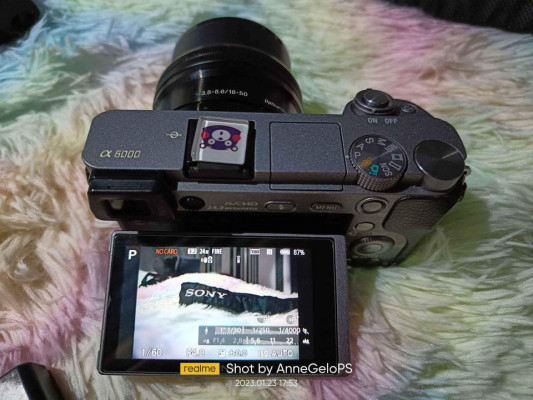 SONY A6000 MIRRORLESS CAM. 7k SHUTTER COUNT